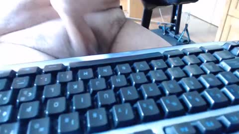 bigcock4u2cme online show from December 27, 3:49 pm