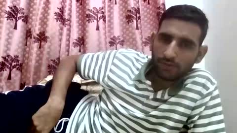 Snapshot of bigcockboy2580 chatting on October 4, 4:01 pm akash online show from October 4, 4:01 pm