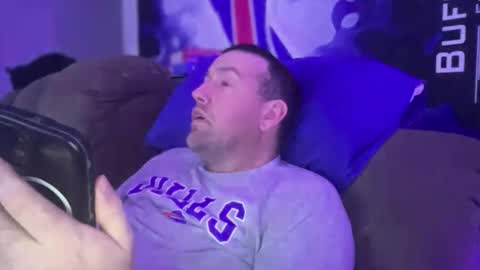 bigcocksuckingslut online show from January 17, 11:50 pm