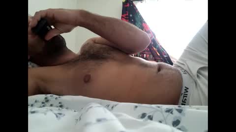 Snapshot of bigcumcanada chatting on February 27, 8:20 pm bg online show from February 27, 8:20 pm