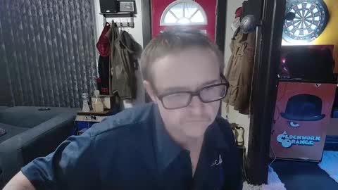 Snapshot of bigdbrillion chatting on February 27, 1:49 pm Darryl online show from February 27, 1:49 pm