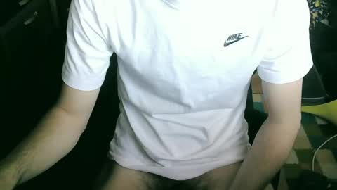 bigdick211569 online show from April 28, 3:39 pm