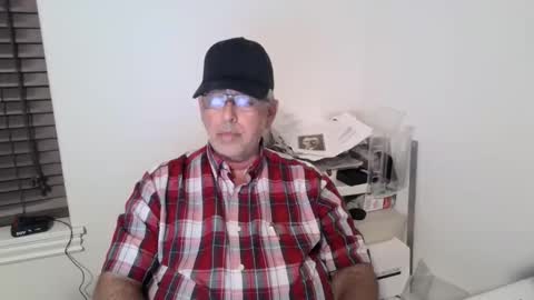 Dylan 56 Taleah 53 online show from November 11, 3:00 am