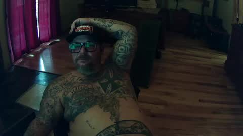 biggdaddy4206913 online show from September 17, 7:04 pm