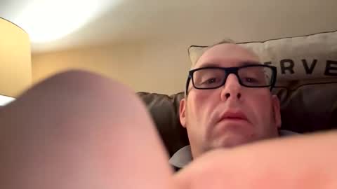 Snapshot of biggloves4bighands chatting on October 8, 10:47 pm biggloves4bighands online show from October 8, 10:47 pm
