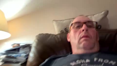 Snapshot of biggloves4bighands chatting on September 10, 9:57 pm biggloves4bighands online show from September 10, 9:57 pm