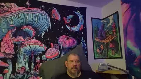 bigman42of0rlife online show from March 20, 4:05 am