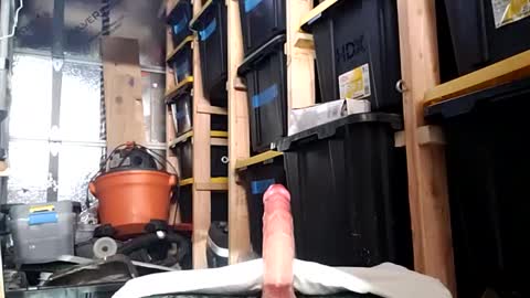 bigmanaround9 online show from December 3, 8:25 am