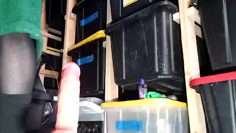 bigmanaround9 online show from December 6, 7:01 pm