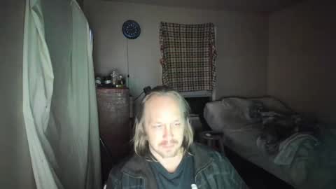 bigmike20129020 online show from March 2, 8:27 am