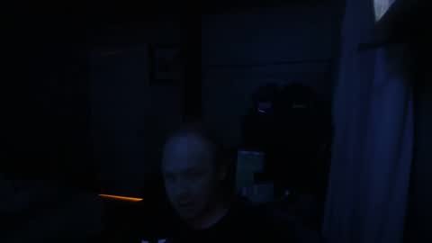 bigmike20129020 online show from December 9, 1:07 am