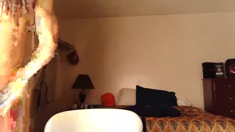 bigpussypump online show from October 12, 12:15 am