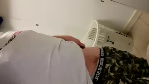 bigred802 online show from February 3, 4:32 am