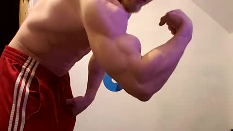 Snapshot of bigredmachine25 chatting on December 30, 2:53 am Jarvis online show from December 30, 2:53 am