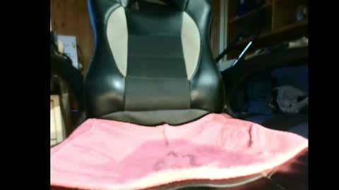 trick online show from November 17, 4:32 pm