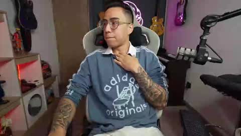 bigxboy96 online show from November 1, 3:54 am