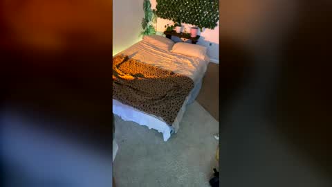 Billy online show from April 2, 7:00 pm