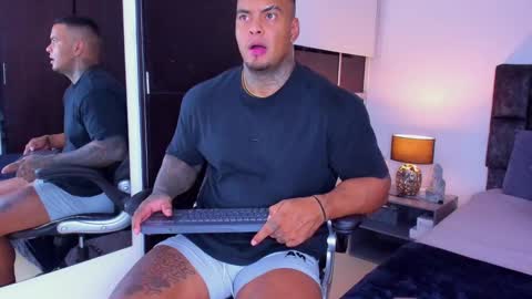 dariux john online show from March 11, 10:42 pm