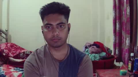 birbikrom104 online show from April 4, 2:47 pm