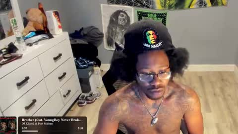 Plant Base Streamers From Pennsylvania online show from November 3, 11:28 pm