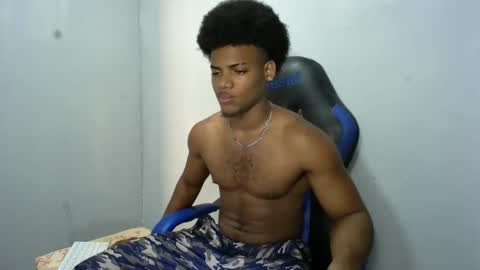 tu morenito online show from April 6, 7:14 pm