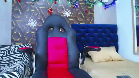 black_king_241 online show from November 20, 6:24 am