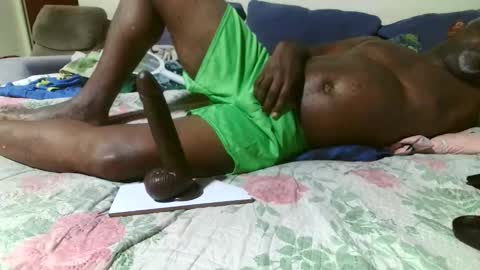 blackdaddy_09 online show from April 16, 2:11 am