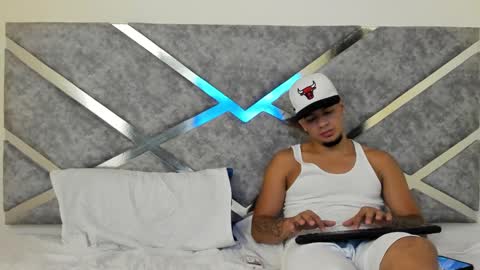 Black Dreams online show from January 8, 11:30 pm