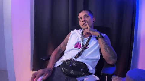 blackout9703 online show from April 20, 9:56 am