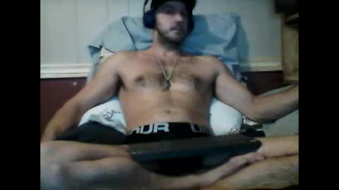 Snapshot of bladen1986 chatting on January 21, 10:41 pm bladen1986 online show from January 21, 10:41 pm