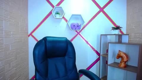 blakelovee online show from November 21, 7:13 pm