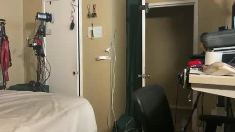 Blackjag00 online show from October 29, 6:27 am