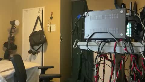Snapshot of blakjag chatting on September 28, 5:33 pm Blackjag00 online show from September 28, 5:33 pm