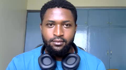 blakmoufaka online show from April 5, 5:37 am