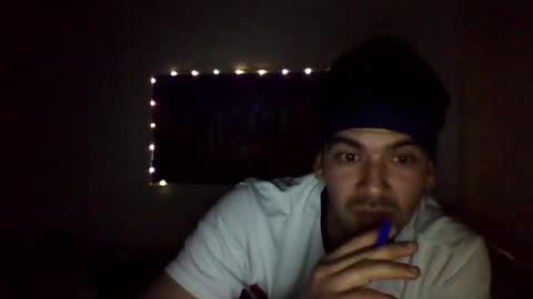Snapshot of blckhorse19 chatting on February 22, 1:44 am blckhorse19 online show from February 22, 1:44 am