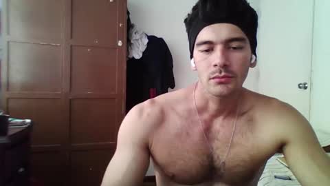Snapshot of blckhorse19 chatting on February 27, 9:14 pm blckhorse19 online show from February 27, 9:14 pm