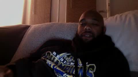 blksurfher online show from December 16, 5:03 am