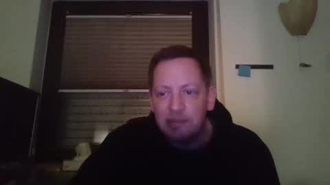 Snapshot of blonde32m chatting on January 26, 5:02 am blonde32m online show from January 26, 5:02 am