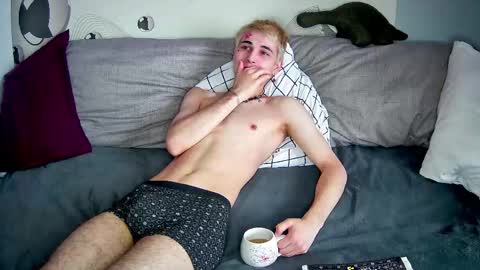 SONNYVAN online show from March 7, 6:44 am