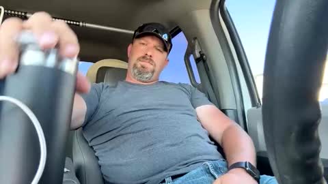 Snapshot of bluecollartexan chatting on October 28, 5:59 pm bluecollartexan online show from October 28, 5:59 pm