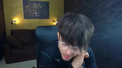 BodhiHayes online show from February 17, 6:01 am