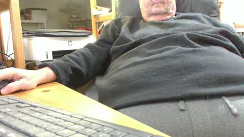 Snapshot of bogbopper50 chatting on January 21, 4:44 pm BigBopper50 online show from January 21, 4:44 pm