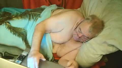 Bomber59potsdam online show from December 31, 4:04 pm