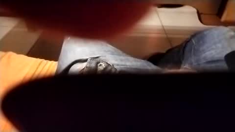 bonnequeue53 online show from December 3, 11:11 pm