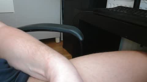 Bonobooy online show from December 3, 12:59 pm