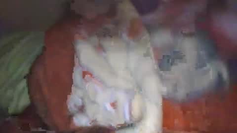 Snapshot of boobslover4uu chatting on October 3, 7:19 pm boobslover4uu online show from October 3, 7:19 pm