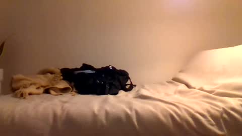 Snapshot of booty4pegging chatting on March 3, 5:45 pm booty4pegging online show from March 3, 5:45 pm