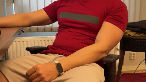 bootyonmyface online show from January 8, 10:20 am