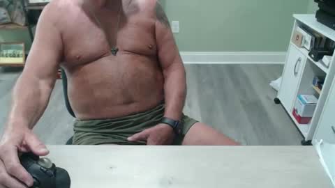 borntobebad2 online show from April 13, 5:02 pm