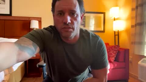 The Italian Boss  online show from March 3, 1:51 pm